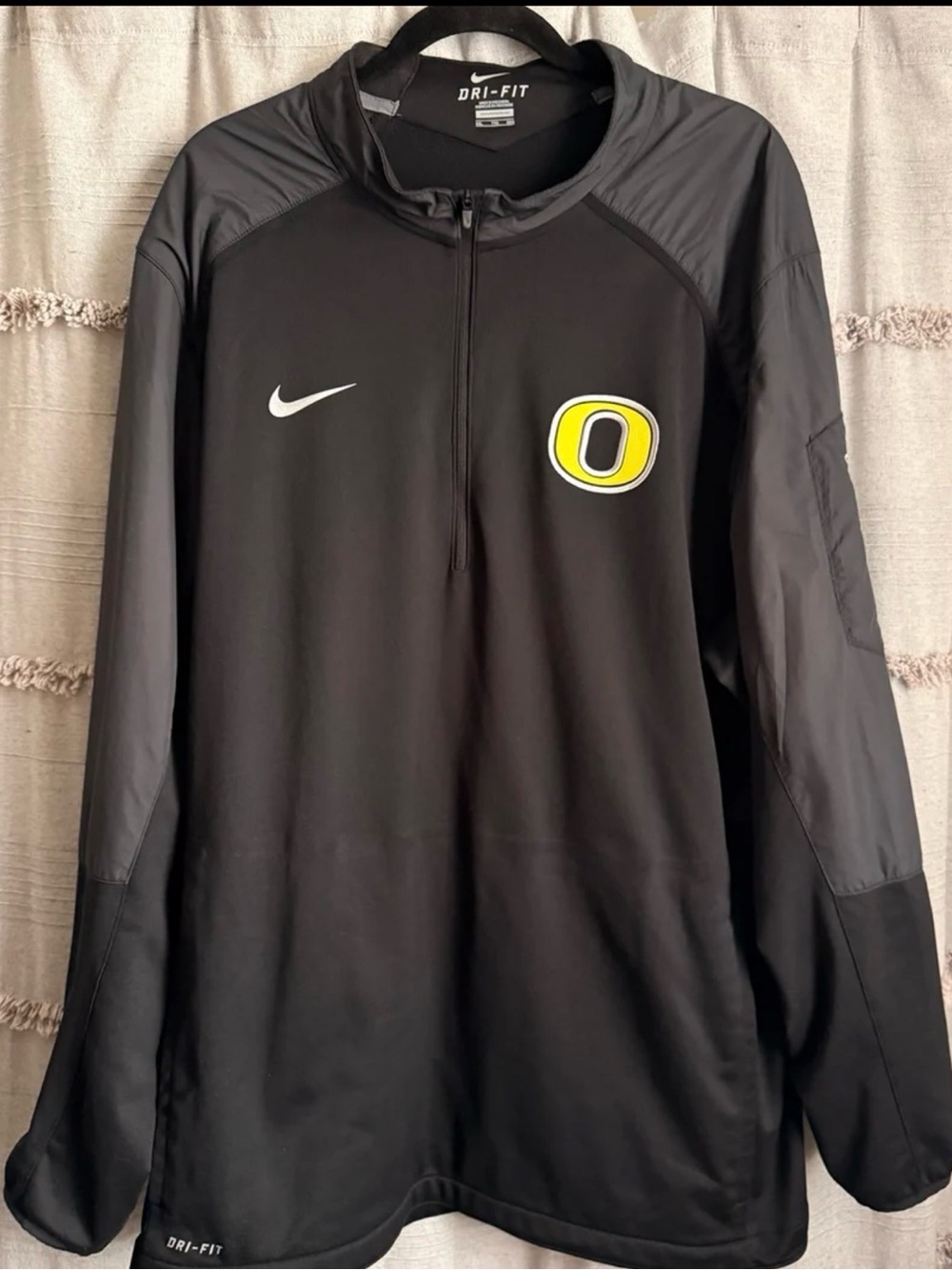 Oregon Ducks Men's Nike Dri-Fit Black 1/4-Zip Pullover Football-SIZE XXL